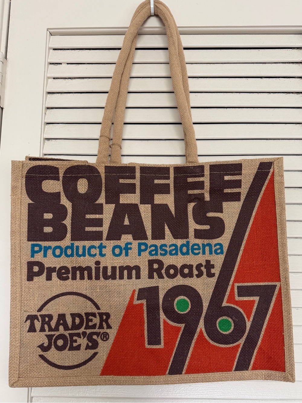 NWT Trader Joe's Beige Burlap Coffee Beans Tote Bag - Pasadena - Picture 3 of 3